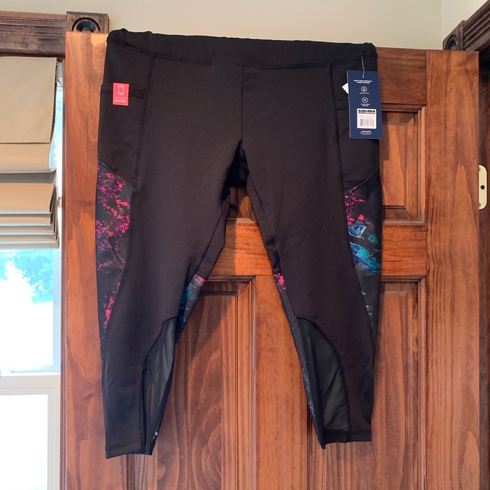 Marika - Clementine Capri Leggings - NWT 1X